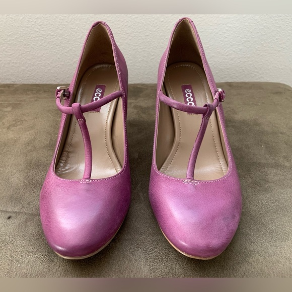 ECCO Aubergine Pumps (eggplant-ish, purple) 8-8.5 - Picture 2 of 6